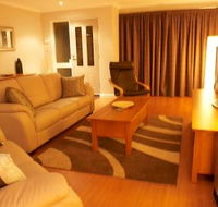 Mccallum - Perths Hotel