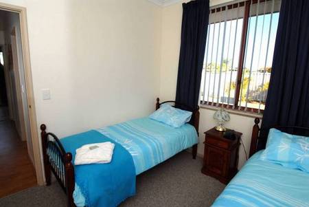 Amore Beach Retreat - Perths Hotel 4