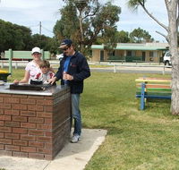 Jurien Beachfront Holiday Units - Perths Hotel