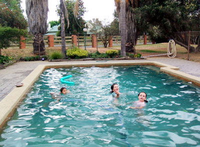 Berrigan Golf Club Motel - Perths Hotel 2