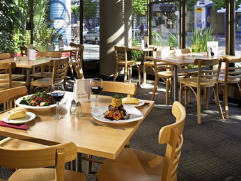 Ibis Perth - Perths Hotel 4