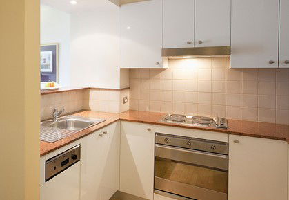 Quay West Suites Melbourne - Perths Hotel 2