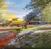 AIS Athletes Village - Australian Institute of Sport - Perths Hotel