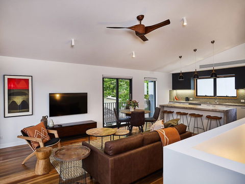 Art House Townhouses - Perths Hotel 2