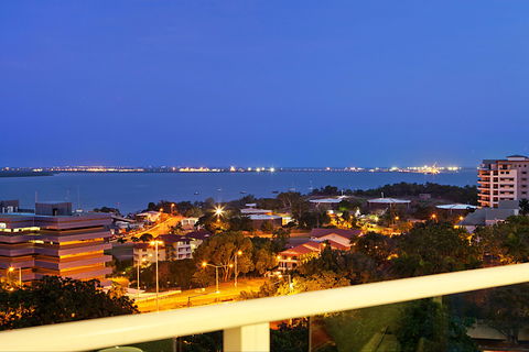 Beachlife Sands 3 Bedroom Harbour View Apartment - Perths Hotel 2