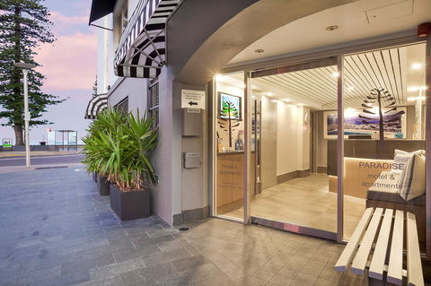 Manly Paradise Beachfront Motel And Apartments - Perths Hotel 0