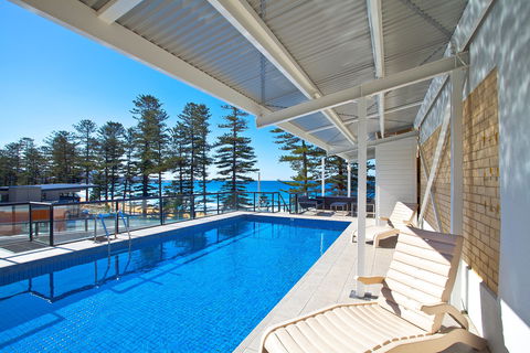 Manly Paradise Beachfront Motel And Apartments - Perths Hotel 2