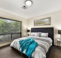 Mount Gambier Apartments - Accommodation on Lansell 1 - Perths Hotel