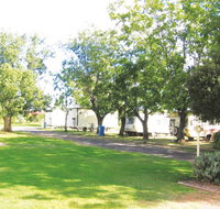 Poplars Caravan Park - Open For Essential Travel Only - Perths Hotel