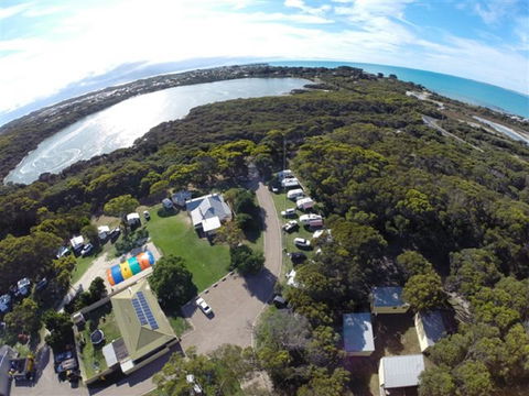 Robe Holiday Park - Perths Hotel 0