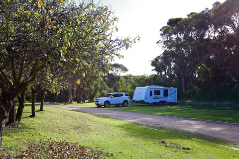 Robe Holiday Park - Perths Hotel 1