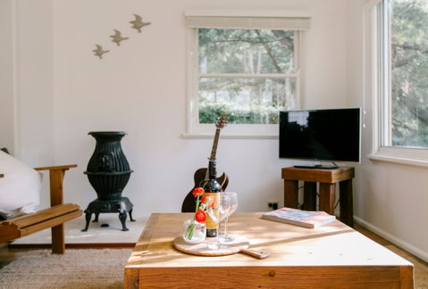 The Palm Cottage At Coledale Beach - Perths Hotel 1