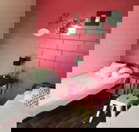 Adventurers Backpackers Resort - Perths Hotel