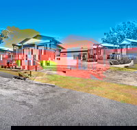 Albany Holiday Park - Perths Hotel