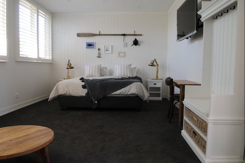 Anchor Geelong - Perths Hotel 1