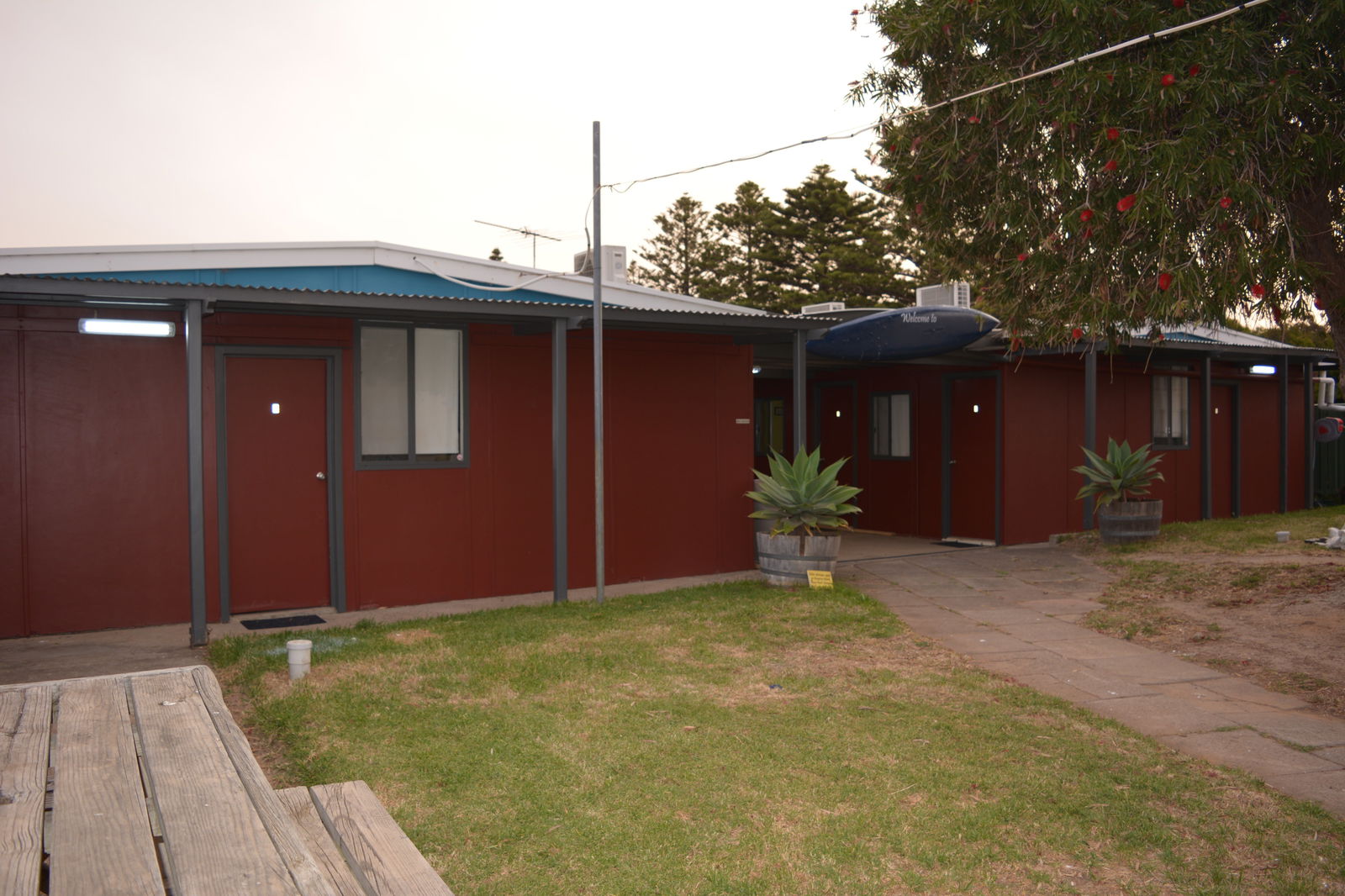 Sapphiretown SA Perths Hotel