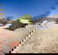 Brackens Hut - Perths Hotel