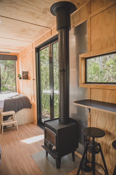CABN Chloe - Blewitt Springs - Perths Hotel 1