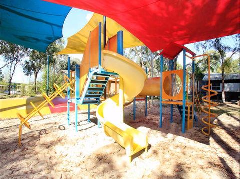 Discovery Parks - Moama West - Perths Hotel 0
