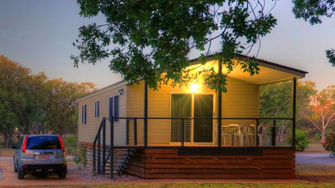 Katherine Holiday Park - Perths Hotel 1