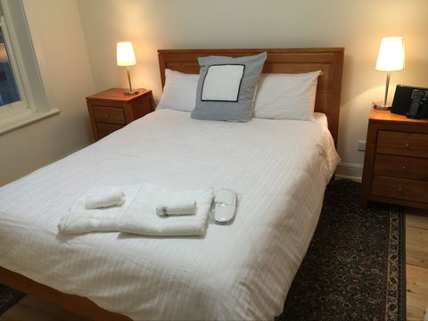 MacDonnell House, Naracoorte - Perths Hotel 2