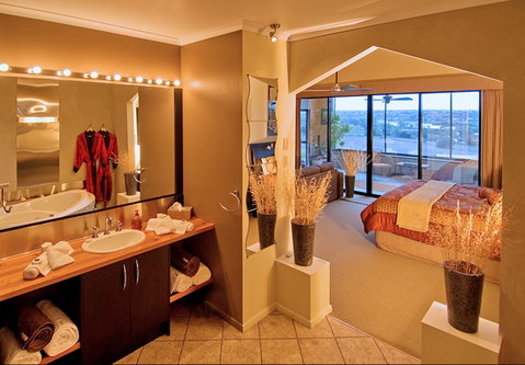 Riverview Rise Retreats - Perths Hotel 2
