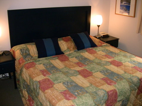 Squatters Run - Perths Hotel 0