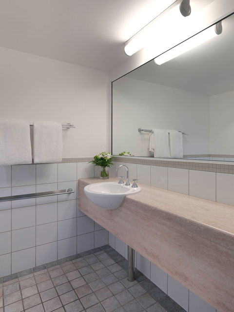 Travelodge Resort Darwin - Perths Hotel 2