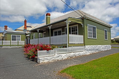 Abbey's 'The Green House' - Perths Hotel 0