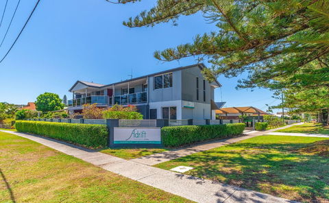 Adrift Apartments - Perths Hotel 1