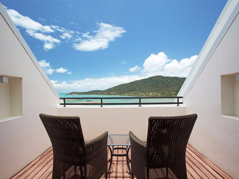 At Blue Horizon Resort - Perths Hotel 0