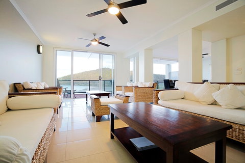 At Blue Horizon Resort - Perths Hotel 2