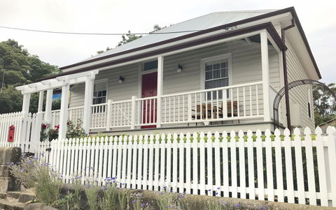 Donovans Cottage - Perths Hotel 0