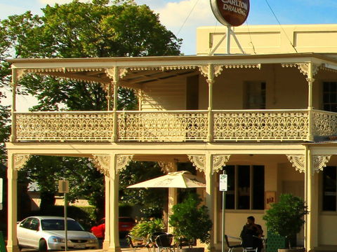 Hibernian Hotel Apartments - Perths Hotel 2