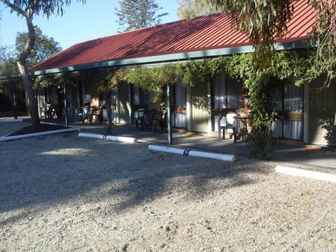 Jolly Swagman Holbrook Motor Inn - Perths Hotel 0