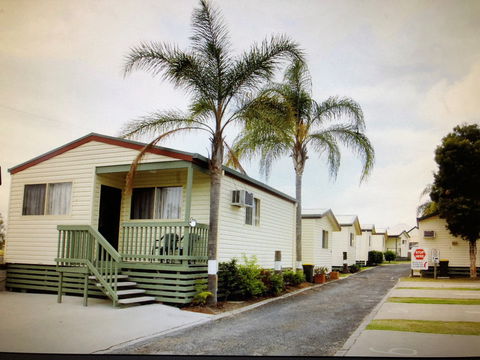 Maclean Riverside Caravan Park - Perths Hotel 0