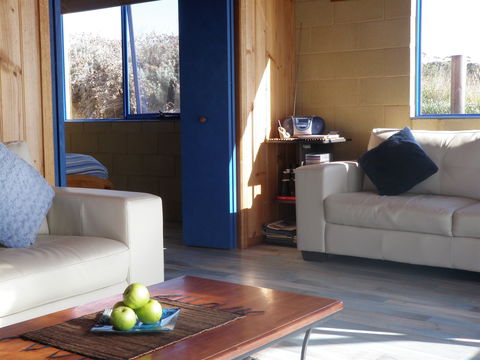 Marrawah Beach House - Perths Hotel 1