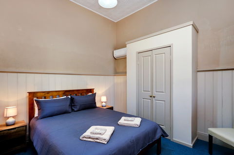 McCulloch's Rest - Perths Hotel 2