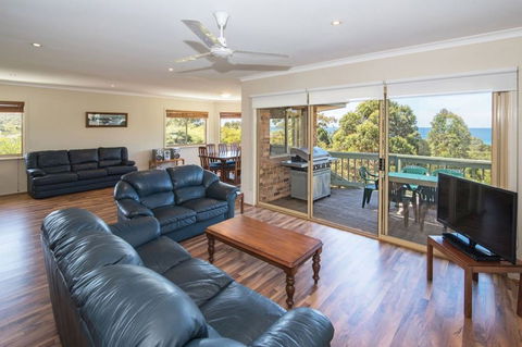 Ocean House - Perths Hotel 2