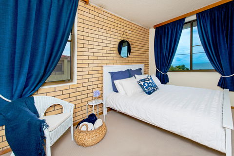 Oceanview  At Flynns - Perths Hotel 1