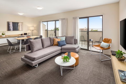 Quest Apartments Geelong - Perths Hotel 1
