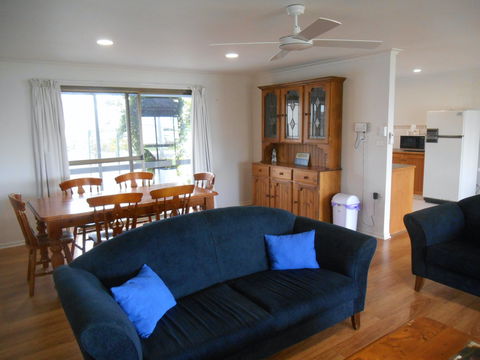 Roshy's Retreat - Perths Hotel 2
