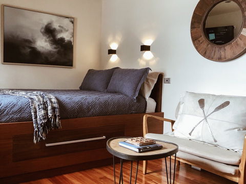 Salt Box Hideaways - Perths Hotel 1