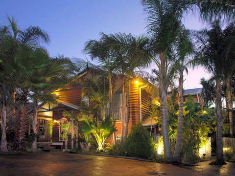 Ulladulla Guest House - Perths Hotel 0