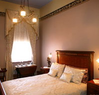 Freeman on Ford - Perths Hotel