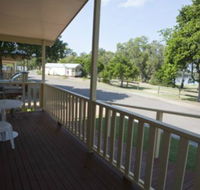 Canton Beach Holiday Park - Perths Hotel