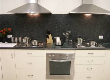 Astra Backpackers - Perths Hotel 0