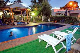 Mirrabooka Units - Perths Hotel 0
