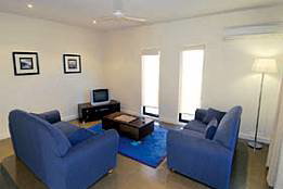 Mirrabooka Units - Perths Hotel 1