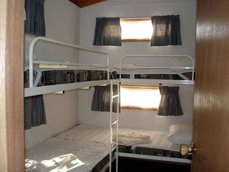 Acacia Gardens Mooroopna Caravan Park - Perths Hotel 4